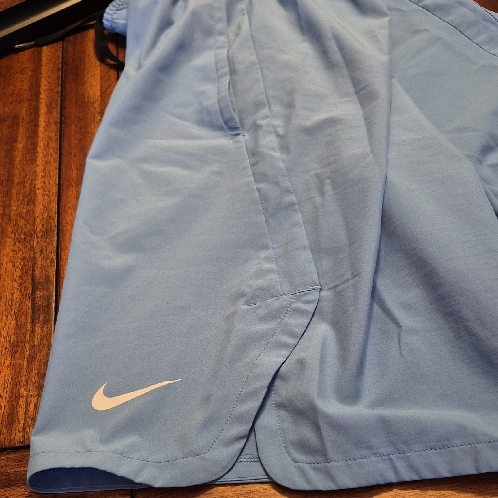 Nike Light Blue Sports Shorts - Picture 6 of 6